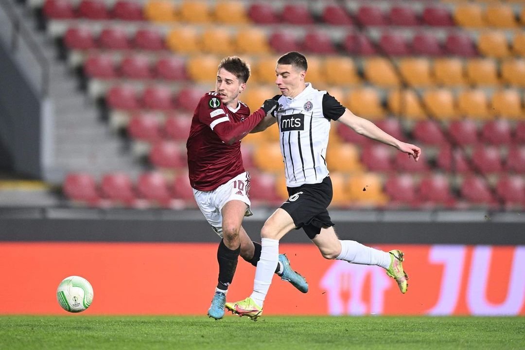 ✍️ REPORTÁŽ | Sparta má za sebou první zápas play-off Evropské konferenční ligy. Na Letné prohrála s Partizanem 0:1 gólem v závěrečné fázi utkání. Více v reportáži na webu. #acsparta